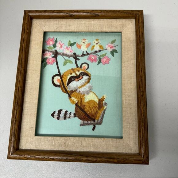 Vintage Raccoon Tree Swing Bird Folk Art Hand Embroidered Wood Framed 10 X 15 - Picture 1 of 11